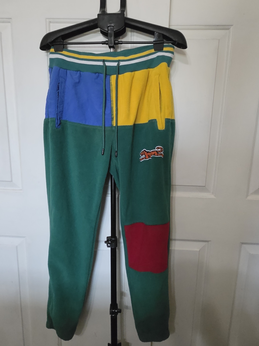 Le Tigre Men's Tilly Colorblock Fleece Jogger Sweatpants Green Blue Yellow XL